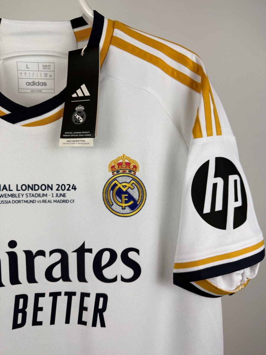 Jude Bellingham - Real Madrid 2023/24 home shirt ๐ด๓ ง๓ ข๓ ฅ๓ ฎ๓ ง๓ ฟ