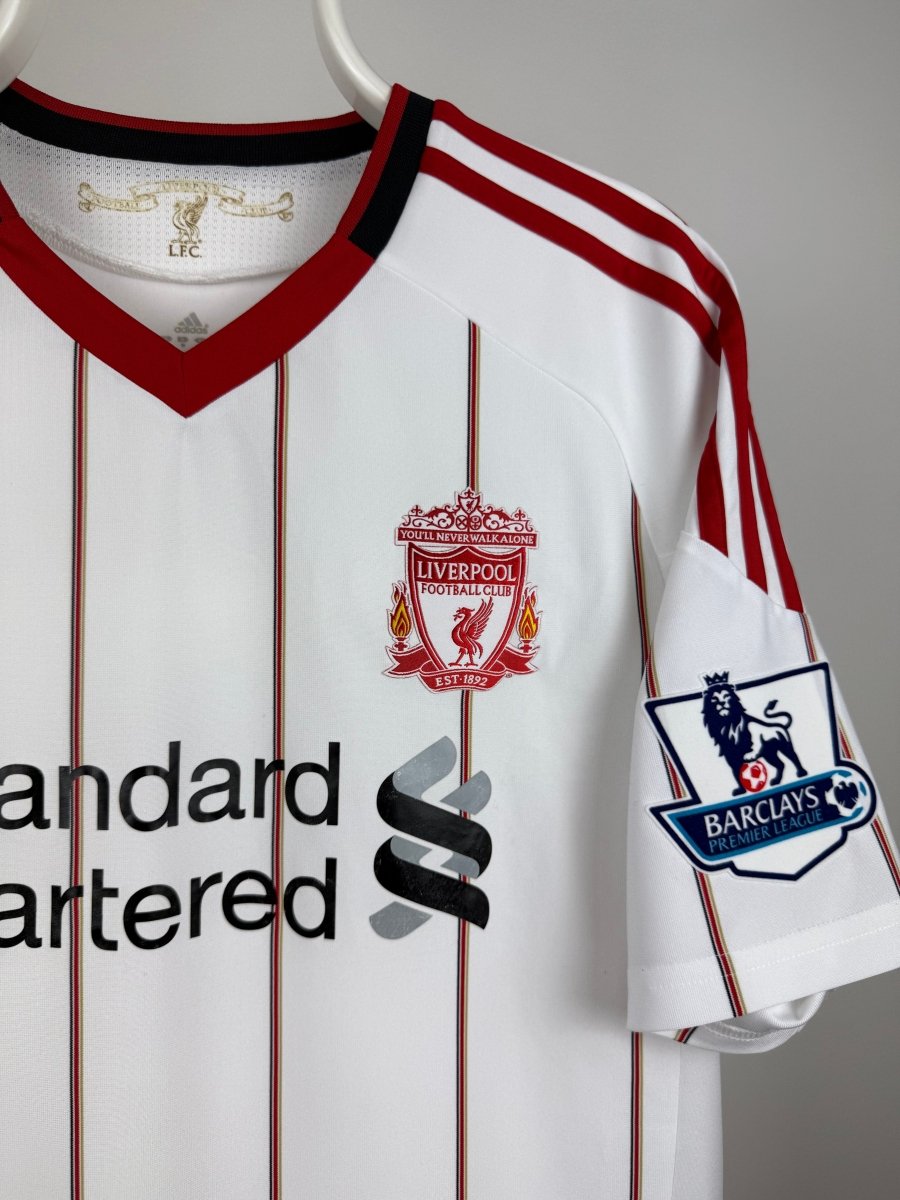 Steven Gerrard - Liverpool 2010/11 away shirt 🏴