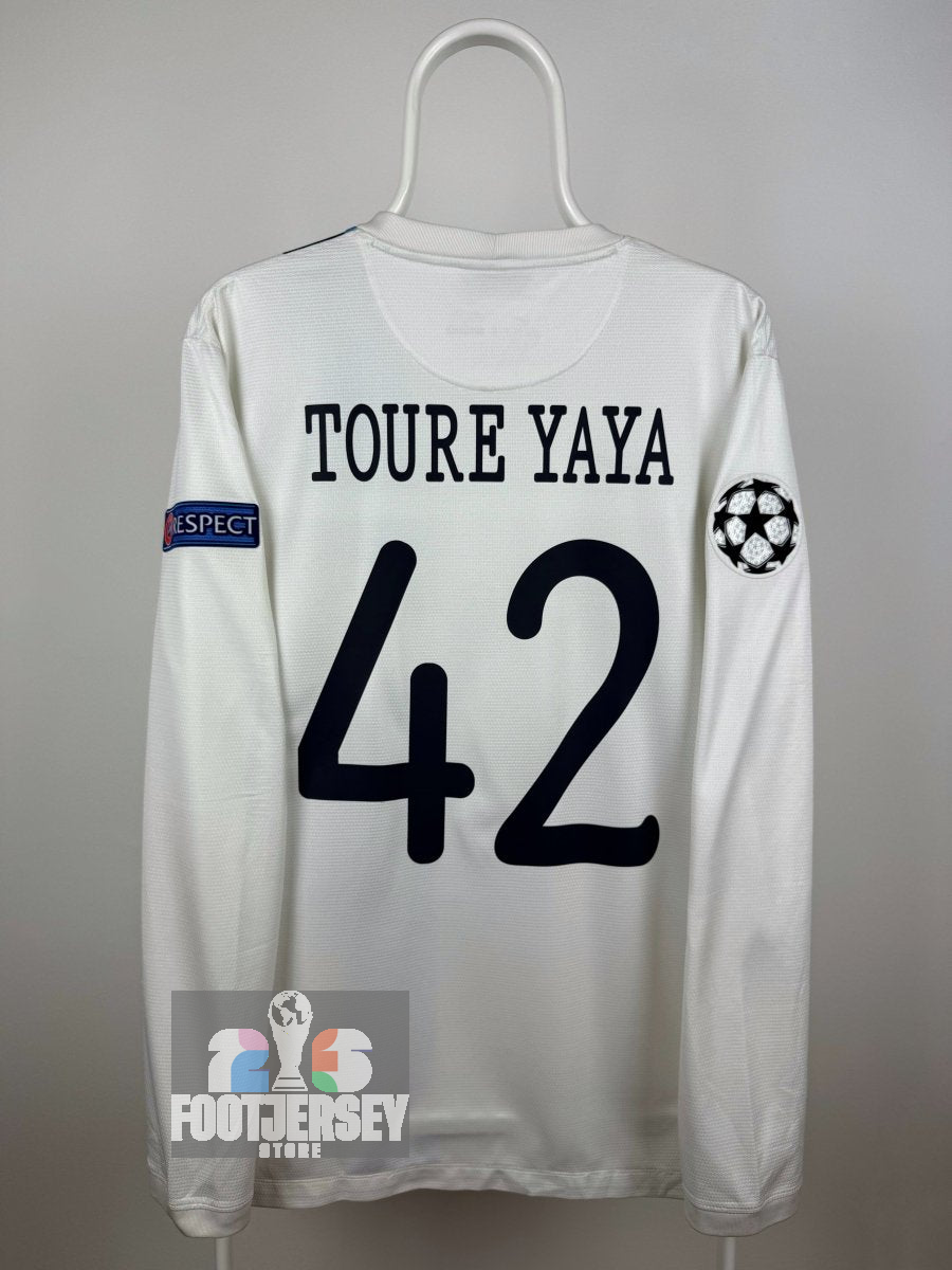 Yaya Toure - Manchester City 2013/14 away shirt ๐จ๐ฎ