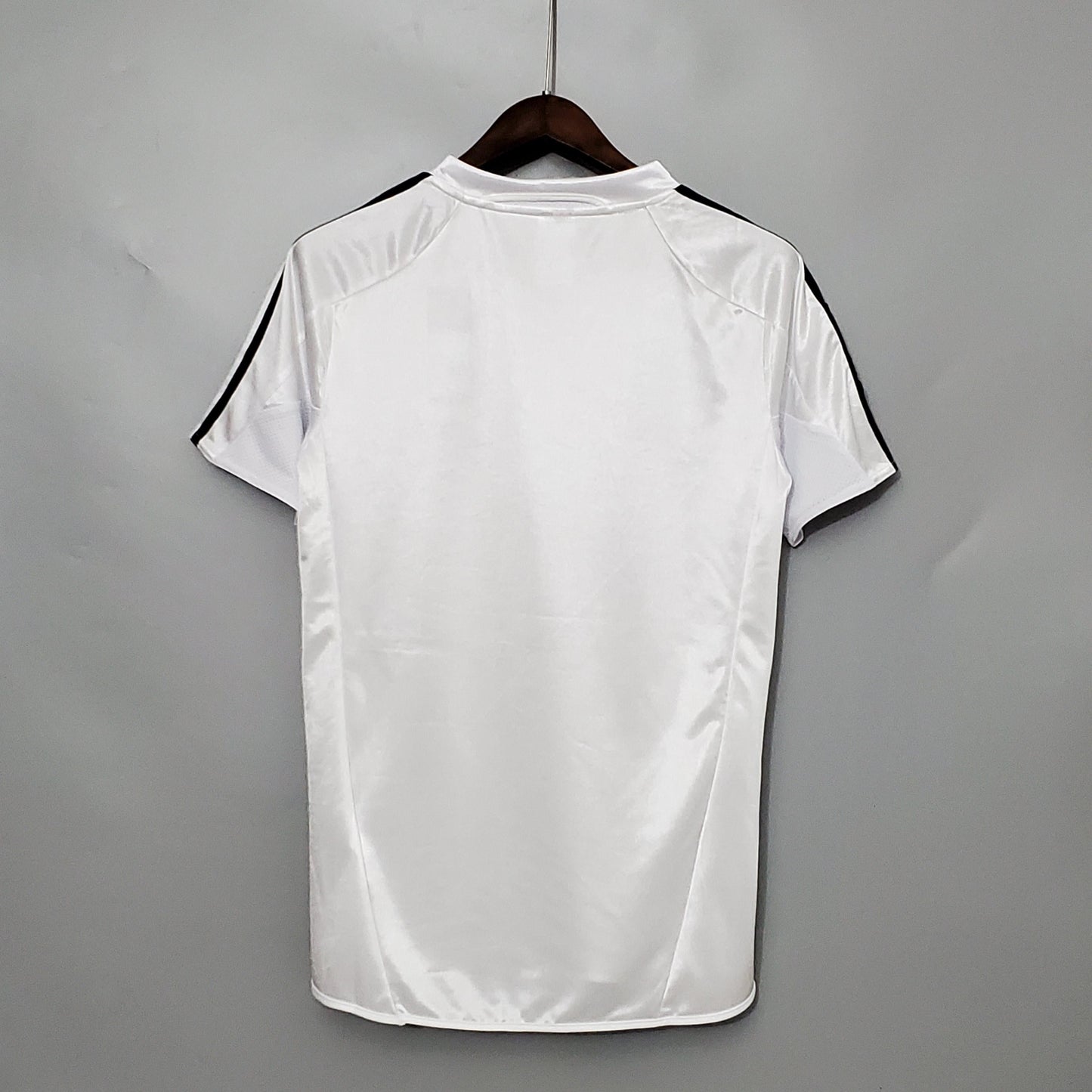 Real Madrid Retro Home Jersey 2004/2005