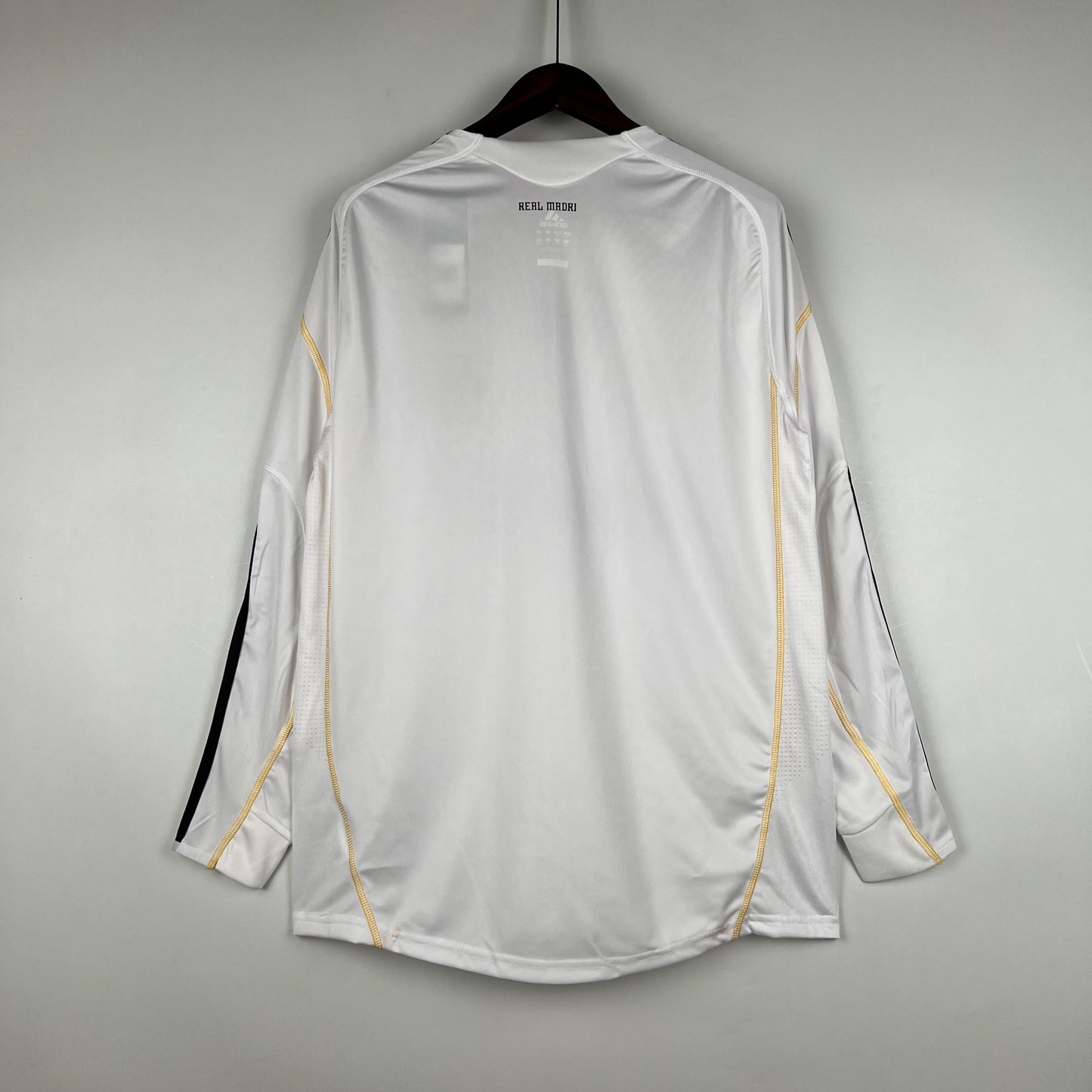 Real Madrid Retro Home Jersey 2009/2010 - Long Sleeve