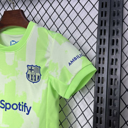 Third 24/25 Kids Kit