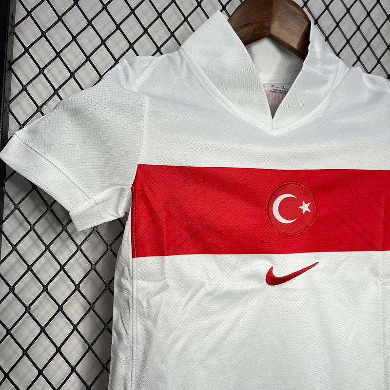 Kids Türkiye Away Kit 2024/25