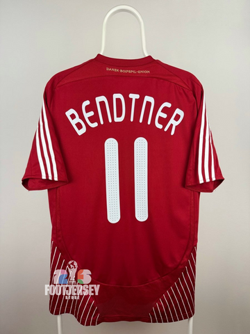 Nicklas Bendtner - Denmark 2008/10 home shirt 🇩🇰
