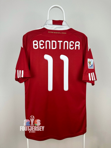 Nicklas Bendtner - Denmark 2010 home shirt 🇩🇰