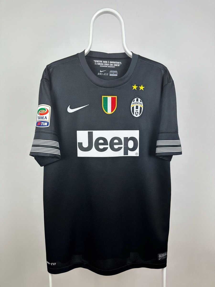 Nicklas Bendtner - Juventus 2012/13 away shirt 🇩🇰