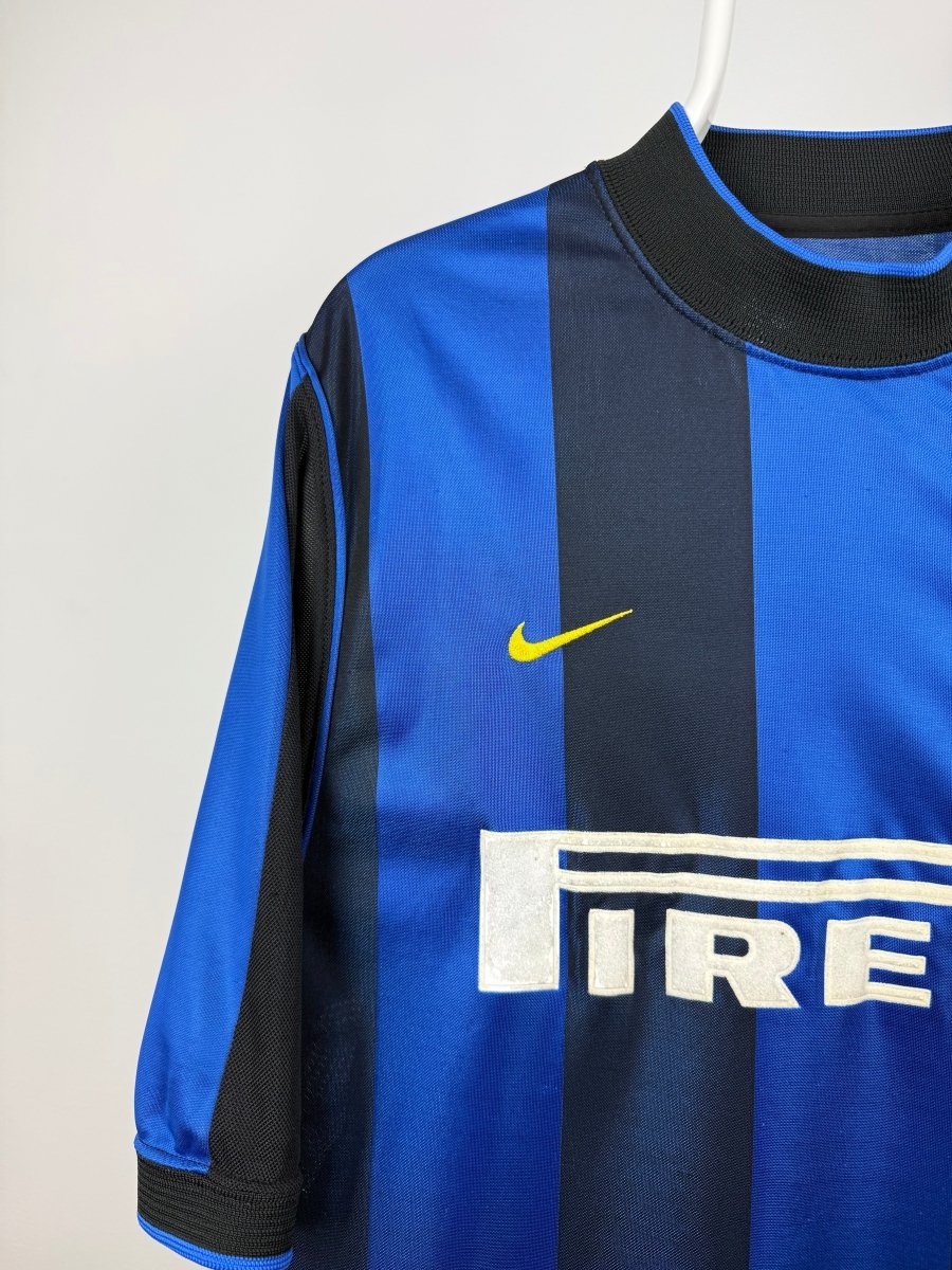 Ronaldo Nazario - Inter 1999/00 home shirt 🇧🇷