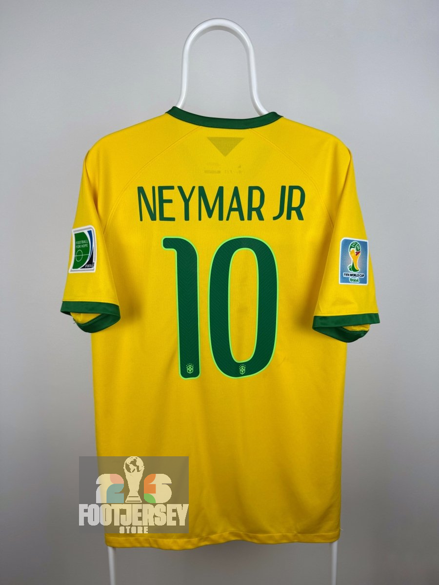Neymar Jr. - Brazil 2014 home shirt 🇧🇷